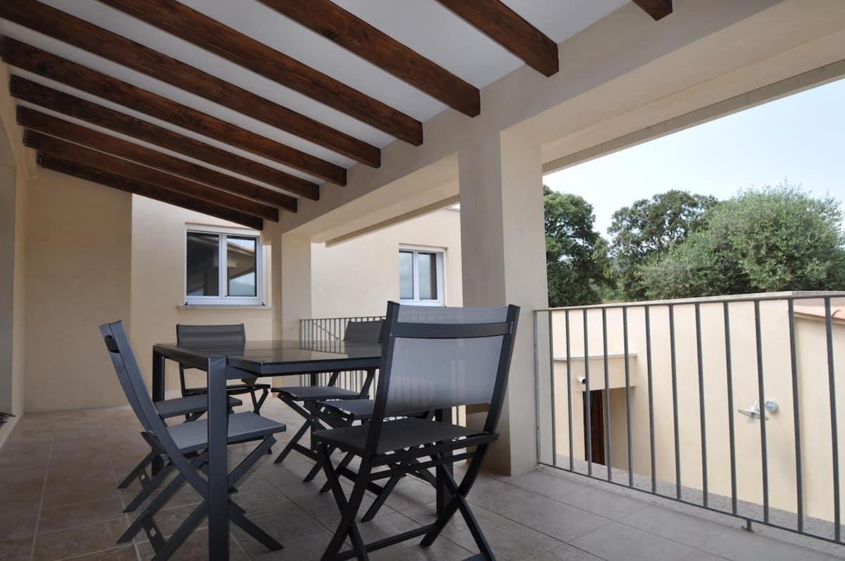 Residence Casa Cintrone Porto Pollo Exteriör bild